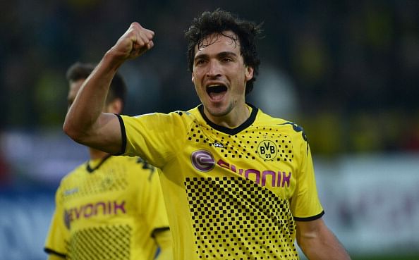 Mats Hummels' father has stated that he will not be joining Manchester United