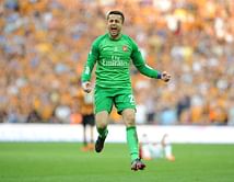 Arsenal goalkeeper Lukasz Fabianski signs pre-contract with Swansea City