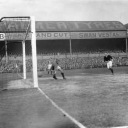 Arsenal need epic comeback to defeat Hull in the FA Cup in 1930