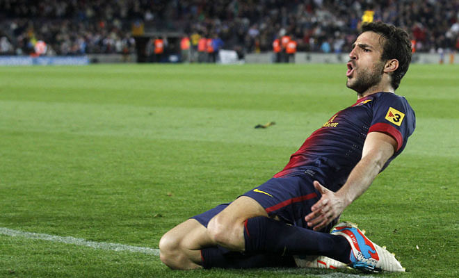Rumour: New Manchester United boss Louis van Gaal prioritises Cesc Fabregas as top target