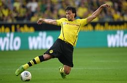 Rumour: Louis van Gaal sets sights on Borussia Dortmund’s Mats Hummels and Feyenoord’s Martins Indi