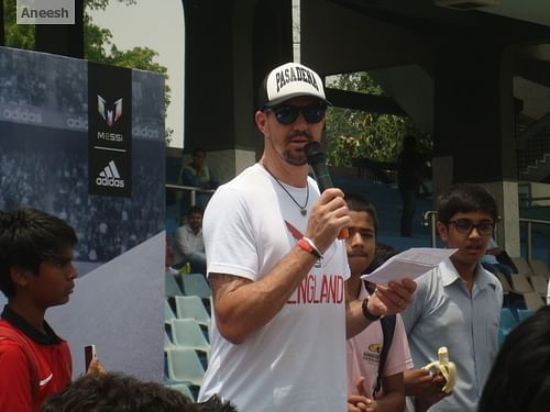 Pietersen at the Adidas flag bearer event alongside a Dani Alves supporter