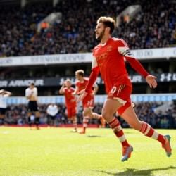Rumour: Liverpool make bid for Southampton star Adam Lallana