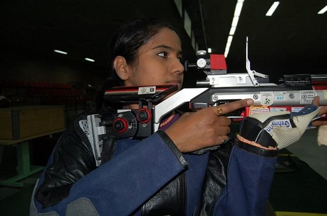 Interview with Pooja Ghatkar, a woman shooting for the stars