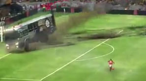 Wayne Rooney literally scores past a parked bus in new Nike 'Risk Everything' commercial