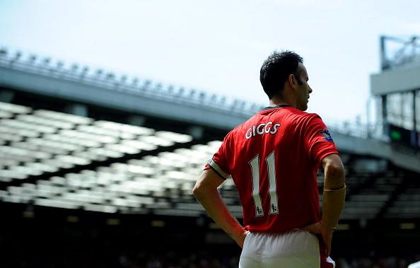 Manchester United decide not to retire Ryan Giggs’ iconic number 11 shirt