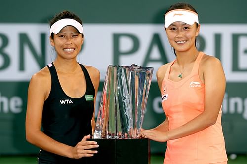 Hsieh Su-wei (left) and Peng Shuai