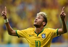 Scolari hails Neymar as the Messi of Brazil