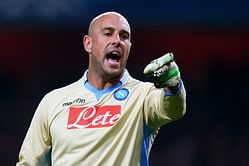 Rumour: Arsenal considering bid for Liverpool goalkeeper Pepe Reina