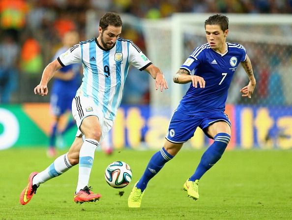 Reports: Arsenal going back in for Gonzalo Higuain this summer
