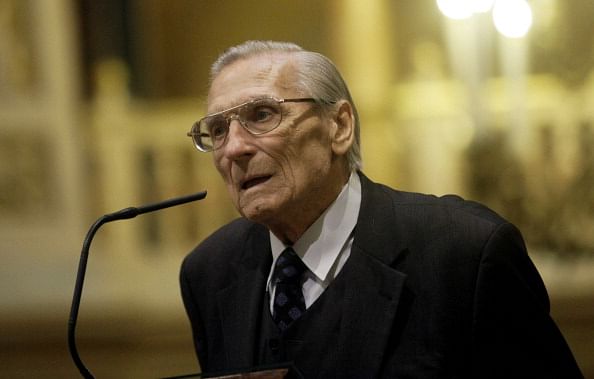 Hungary's greatest goalkeeper Gyula Grosics is no more