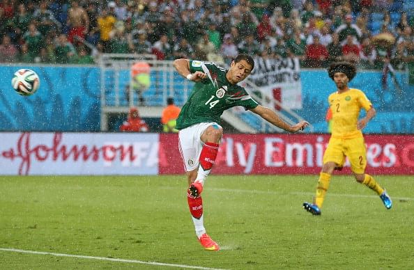 Manchester United striker Javier Hernandez hints at summer exit