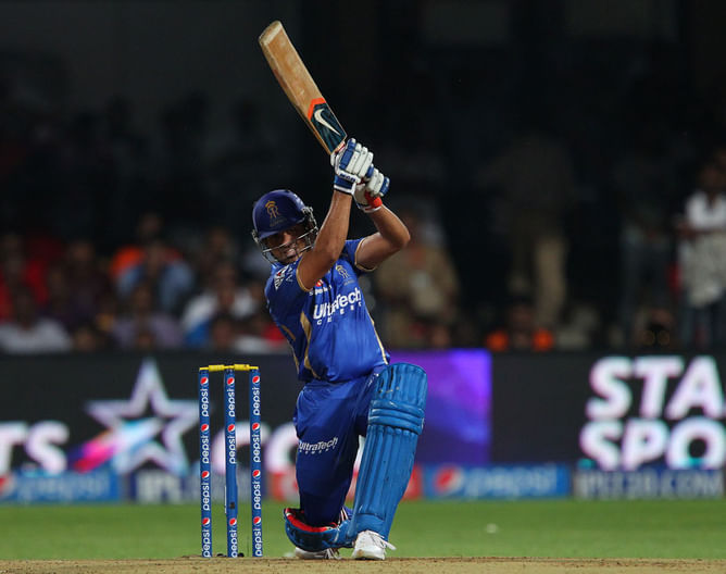 "My mom felt it was too dangerous to play on the road, so she enrolled me in a cricket academy" - Karun Nair interview