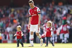Laurent Koscielny admits Arsenal need reinforcements in four positions
