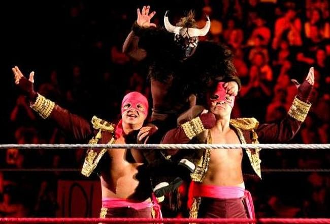 WWE: One of Los Matadores injured at Live Event