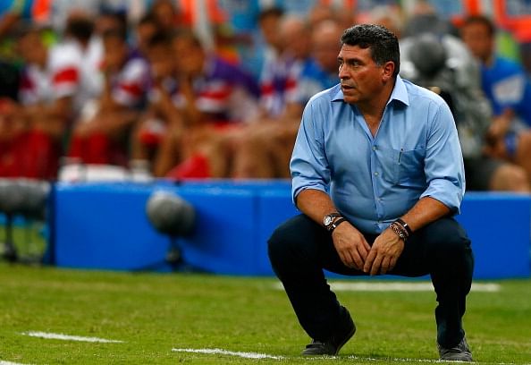 Honduras coach Luis Fernando Suarez quits after team's World Cup exit