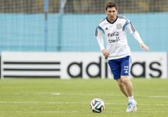 Barcelona's Lionel Messi: "I was asked if I wanted to play for Spain"