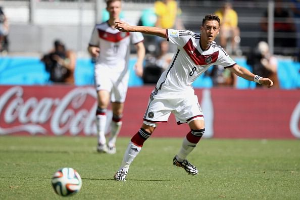 Arsenal and Germany star Ozil labels Portugal’s Cristiano Ronaldo a “genuis”