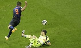 Could have beaten Spain by eight goals: Van Persie