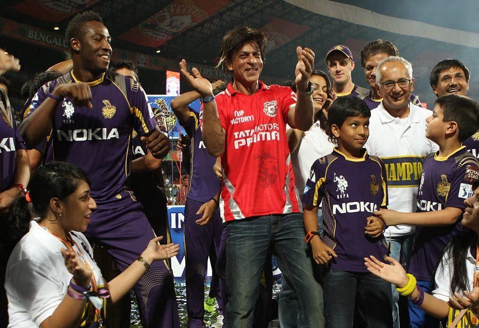 srk in kkr jersey