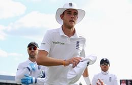 Stuart Broad becomes 4th player to take two Test hat-tricks