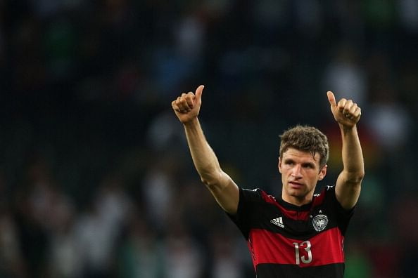 Manchester United target Thomas Muller signs new Bayern Munich deal