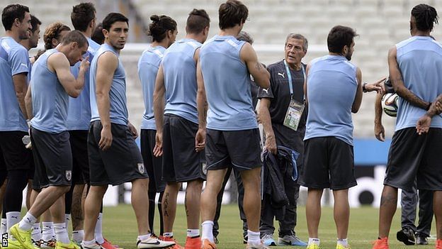 Uruguay players planning to boycott World Cup round of 16 clash with Colombia over Luis Suarez ban