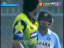 Video: Gautam Gambhir stares, Sohail Tavir replies with a flying kiss