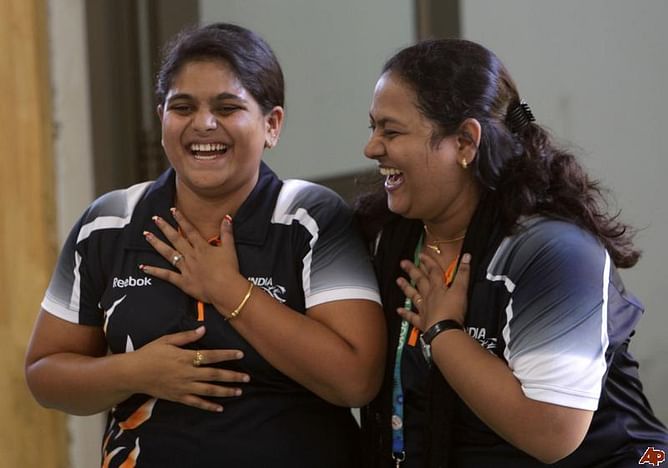 Commonwealth Games 2014: Pistol Shooting - Rahi Sarnobat wins gold, Anisa Sayyed silver