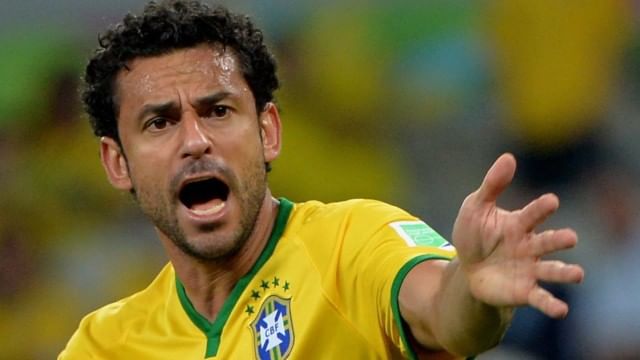 Brazilian striker Fred announces his retirement from International football