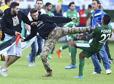 Israeli footballers attacked by protesters in Austria