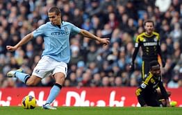 Manchester City offer Rodwell back to Everton return in exchange for Barkley