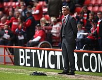 With only 8 players in the squad, Blackpool complete squad with trailists