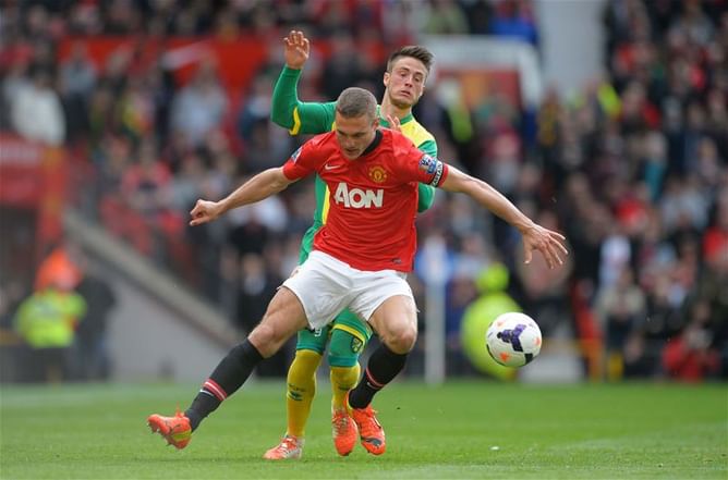 Nemanja Vidic claims he should have left Man United &amp; moved to Italy years ago