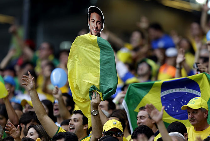 Reports: Neymar switched television off and played poker after Germany scored 7th goal