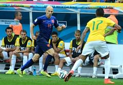 Arjen Robben rules out Manchester United switch as van Gaal gears up for Old Trafford stint