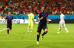Robin van Persie a doubt for Netherlands semi-final against Argentina