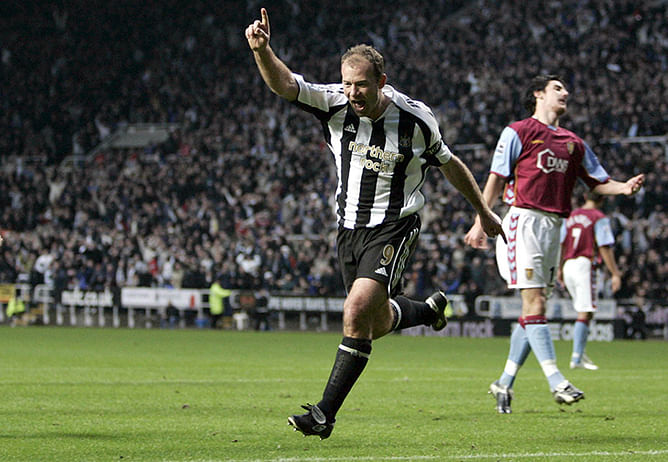 Top 5 strikers to have worn the number 9 shirt in the Premier League