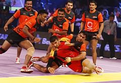 Pro Kabaddi: Home favourites Mumbai beat Bengaluru to set up final against Jaipur