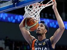 Milkha Singh and Bishen Singh Bedi lend their support to lift FIBA's patka ban