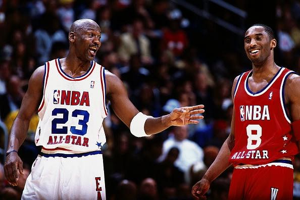 A video shows how the games of Michael Jordan and Kobe Bryant are identical