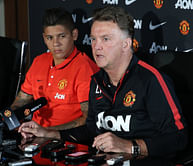 Sunderland vs Manchester United: Van Gaal gives up on title