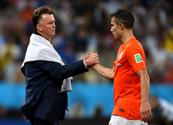 Robin van Persie to miss start of Premier League season: Louis van Gaal