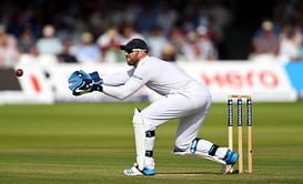 England's Matt Prior to be out for 4 months after surgery