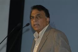 Sunil Gavaskar blasts the Indian Test team, says it's time to take tough decisions