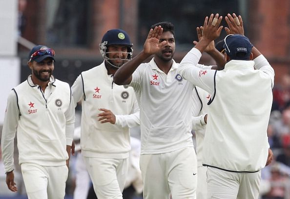 Lunch Report: Bhuvneshwar, Aaron lead India's fightback
