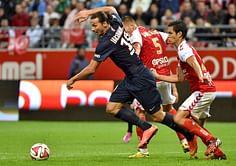 Zlatan Ibrahimovic dives, misses penalty and open goal, and scores two goals for PSG
