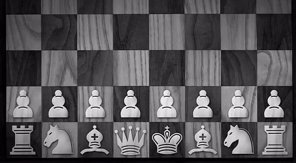 Bobby Fischer Makes 4 Consecutive Crazy Opening King Moves Against