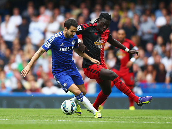 Video: Gary Neville criticizes Cesc Fabregas over poor defensive show