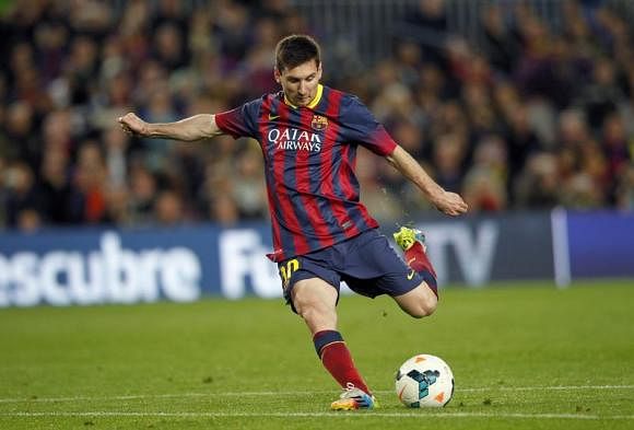 Top 10 Free Kick takers in FIFA 15